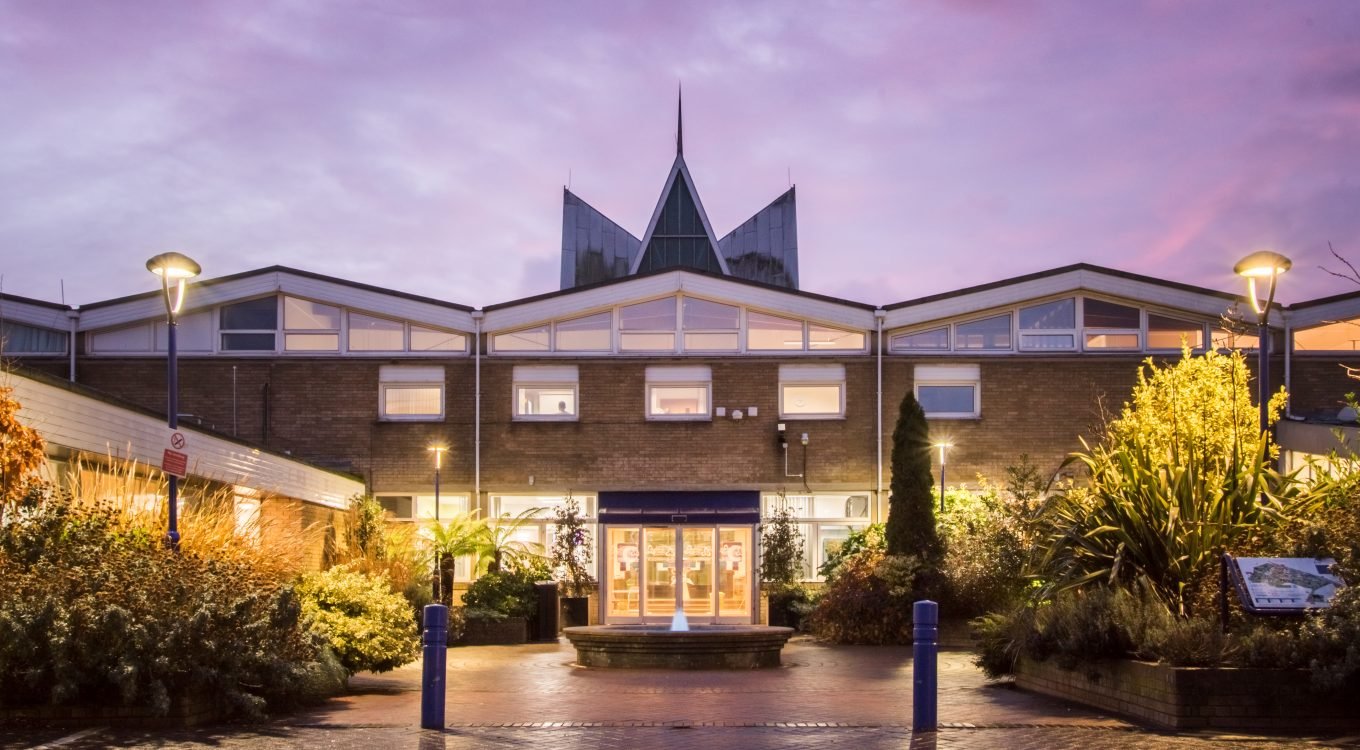 Why Pakistani Students Should Choose Canterbury Christ Church University – Apply for September 2025 Intake